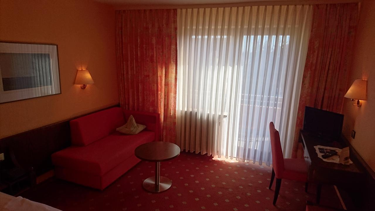 Hotel Am Schoenbuchrand Tübingen Extérieur photo