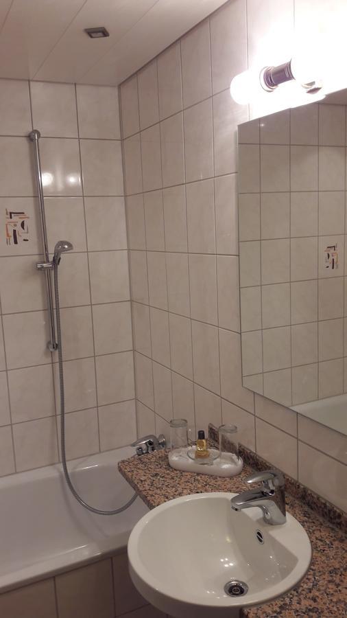 Hotel Am Schoenbuchrand Tübingen Extérieur photo