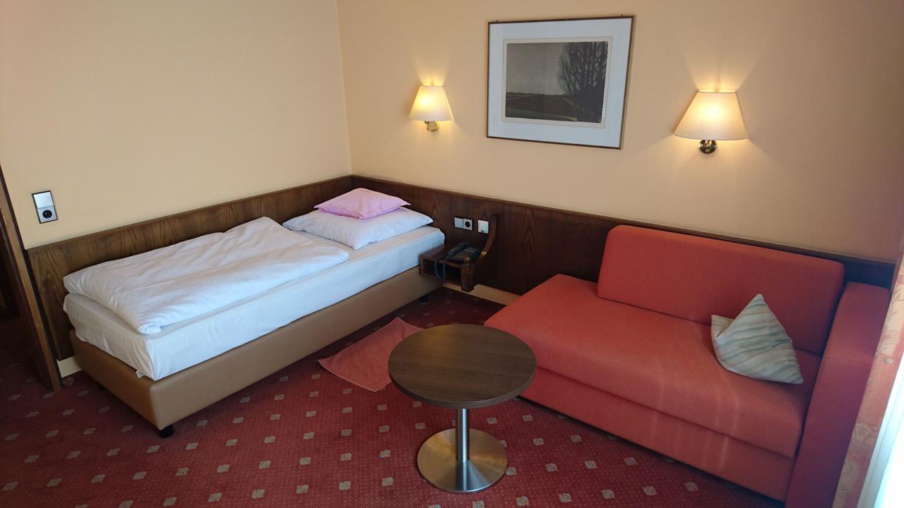 Hotel Am Schoenbuchrand Tübingen Extérieur photo